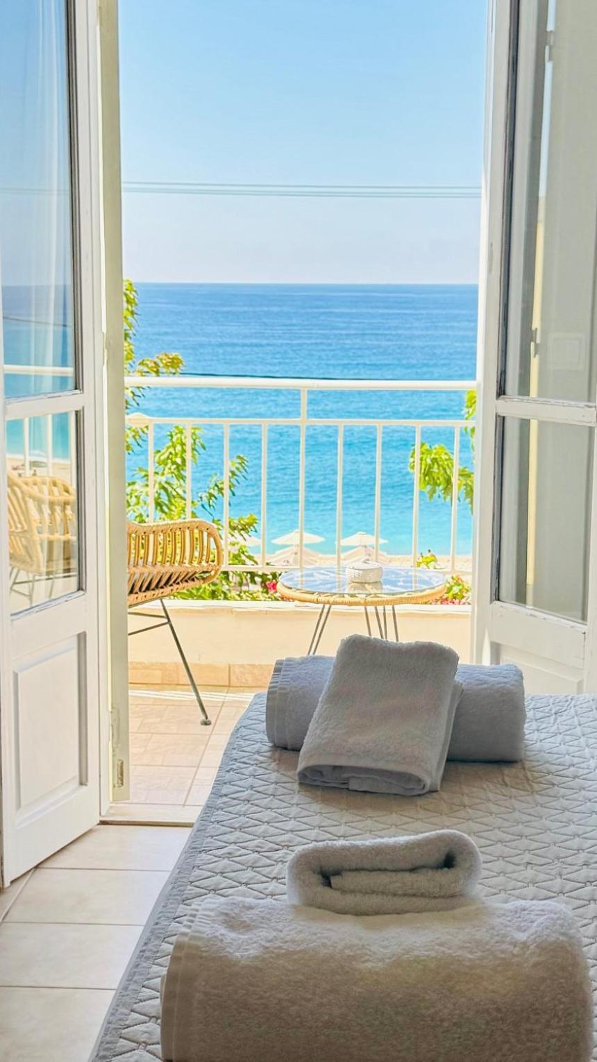 Monato Luxury Apartments Áyios Nikítas エクステリア 写真